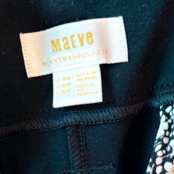 Maeve Colette Black Cropped Pant in Ponte // Sz 22W - Picture 3 of 3